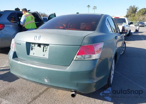 2008 Honda Accord 2.4 Ex-L z USA, uszkodzony, nr VIN JHMCP26848C028524